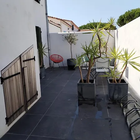 Appartamento Danaé 1 *